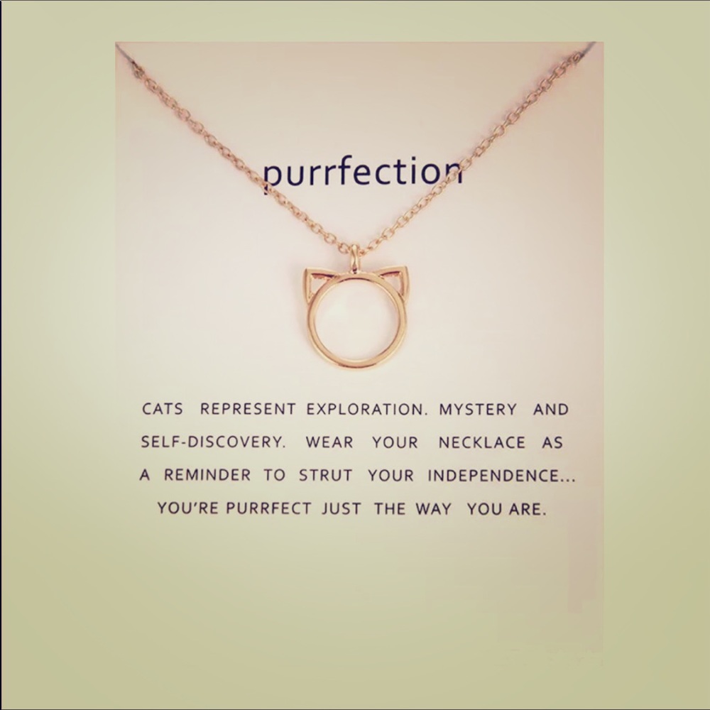 BOGO 🥳 😻Purrfection Gold Necklace